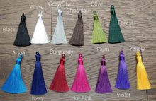 Load image into Gallery viewer, Tassel colour options listed in drop down menu