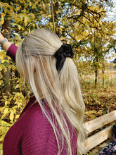 Load image into Gallery viewer, Classic