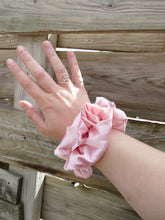 Load image into Gallery viewer, Pink pearl