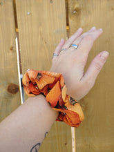 Load image into Gallery viewer, Pumpkin Scrunchie