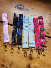 Load image into Gallery viewer, Free Spirit key fob
