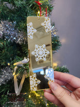 Load image into Gallery viewer, Golden snowflake bookmark
