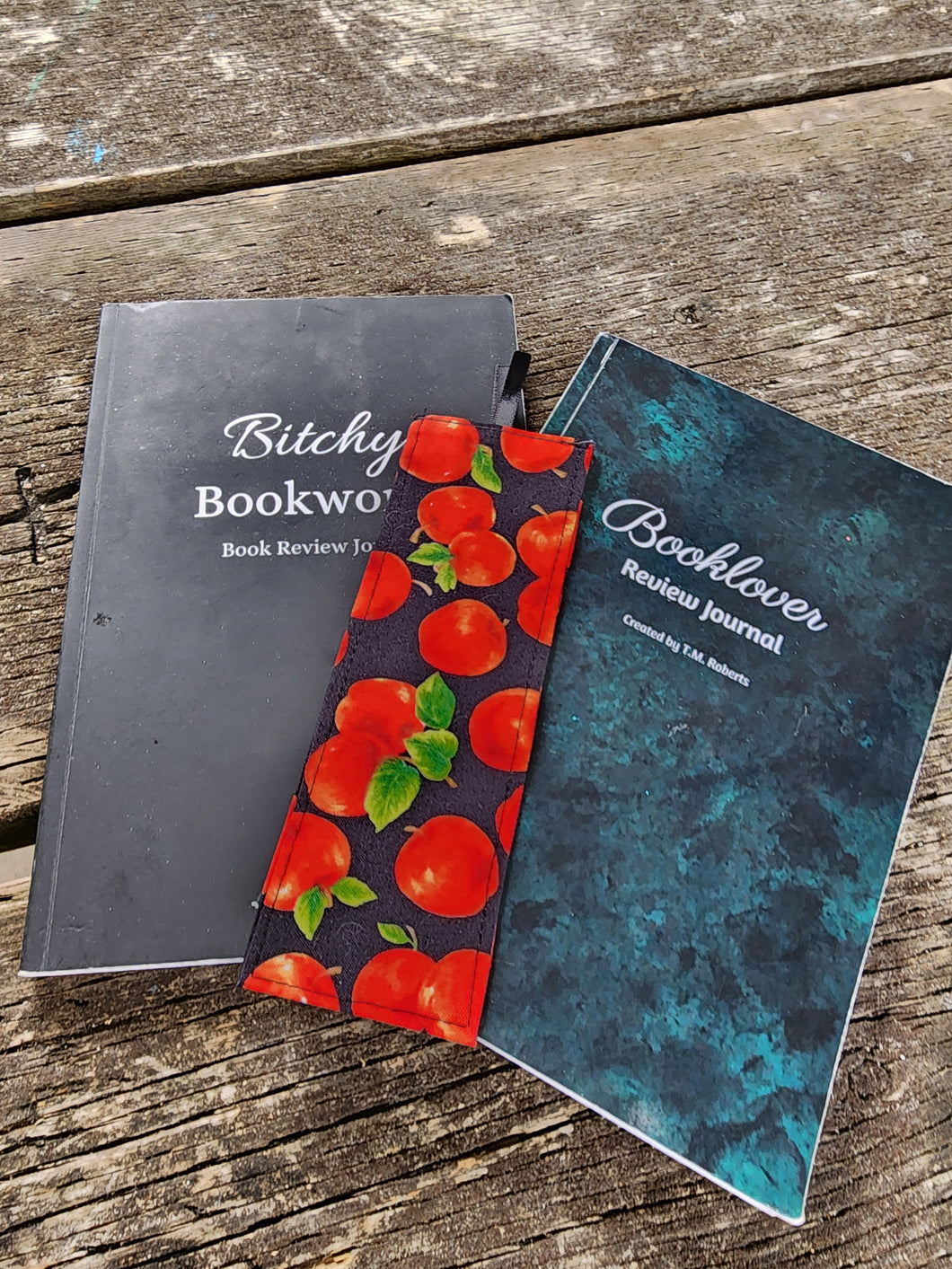 Apple bookmark