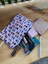 Load image into Gallery viewer, Underwear print Make up bag
