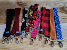 Load image into Gallery viewer, Royal Blue Lattice Key Fob
