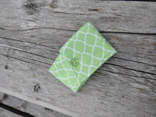 Load image into Gallery viewer, Lime Lattice Drink Cozie

