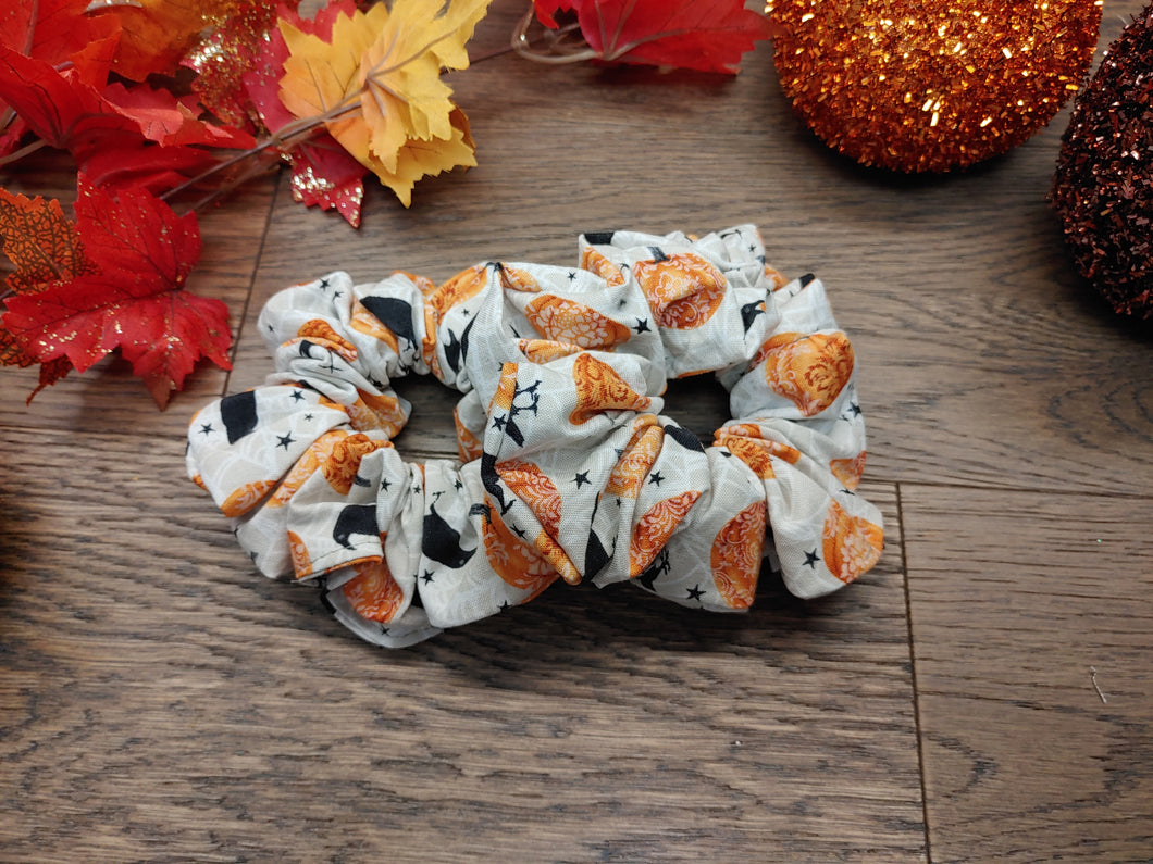 Pumpkin & Crow Scrunchie