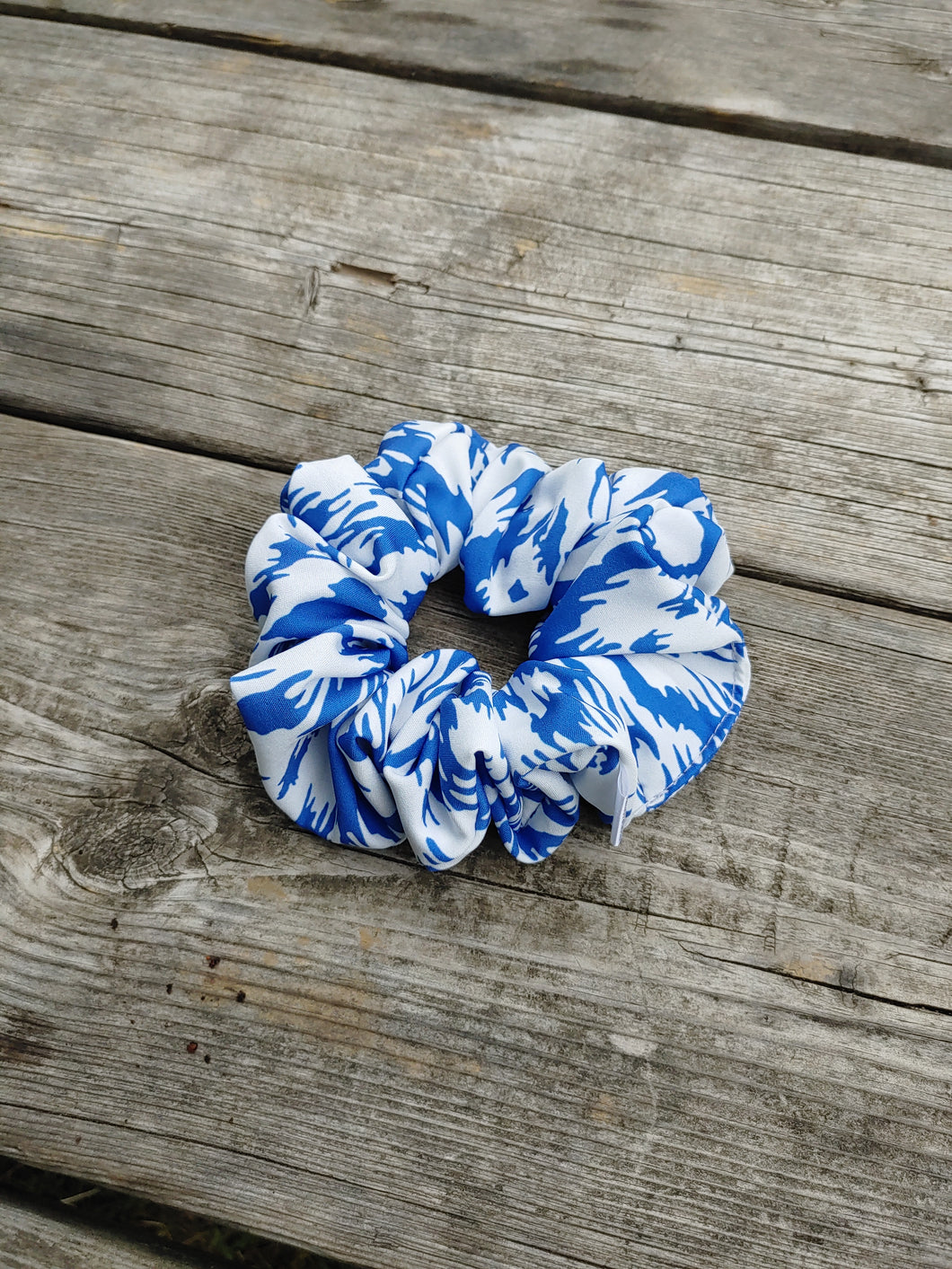Abstract Scrunchie