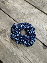 Load image into Gallery viewer, Summer Nights Scrunchie
